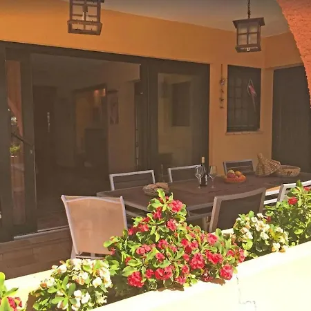 Chalet De Alto Nivel Con Piscina Privada *